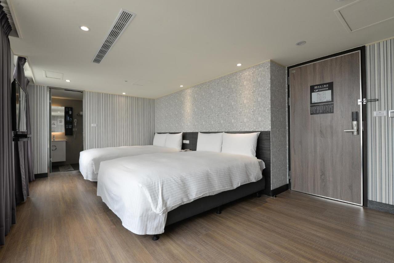 Golden Pacific Hotel Taichung Exterior photo